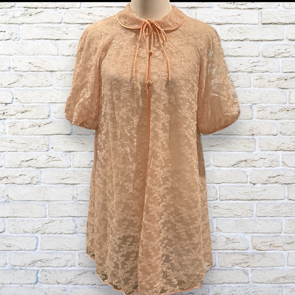 Vintage 1960s Robe Lace and Chiffon Peach Hollywood Vassarette Robe Size 34 - Picture 1 of 7